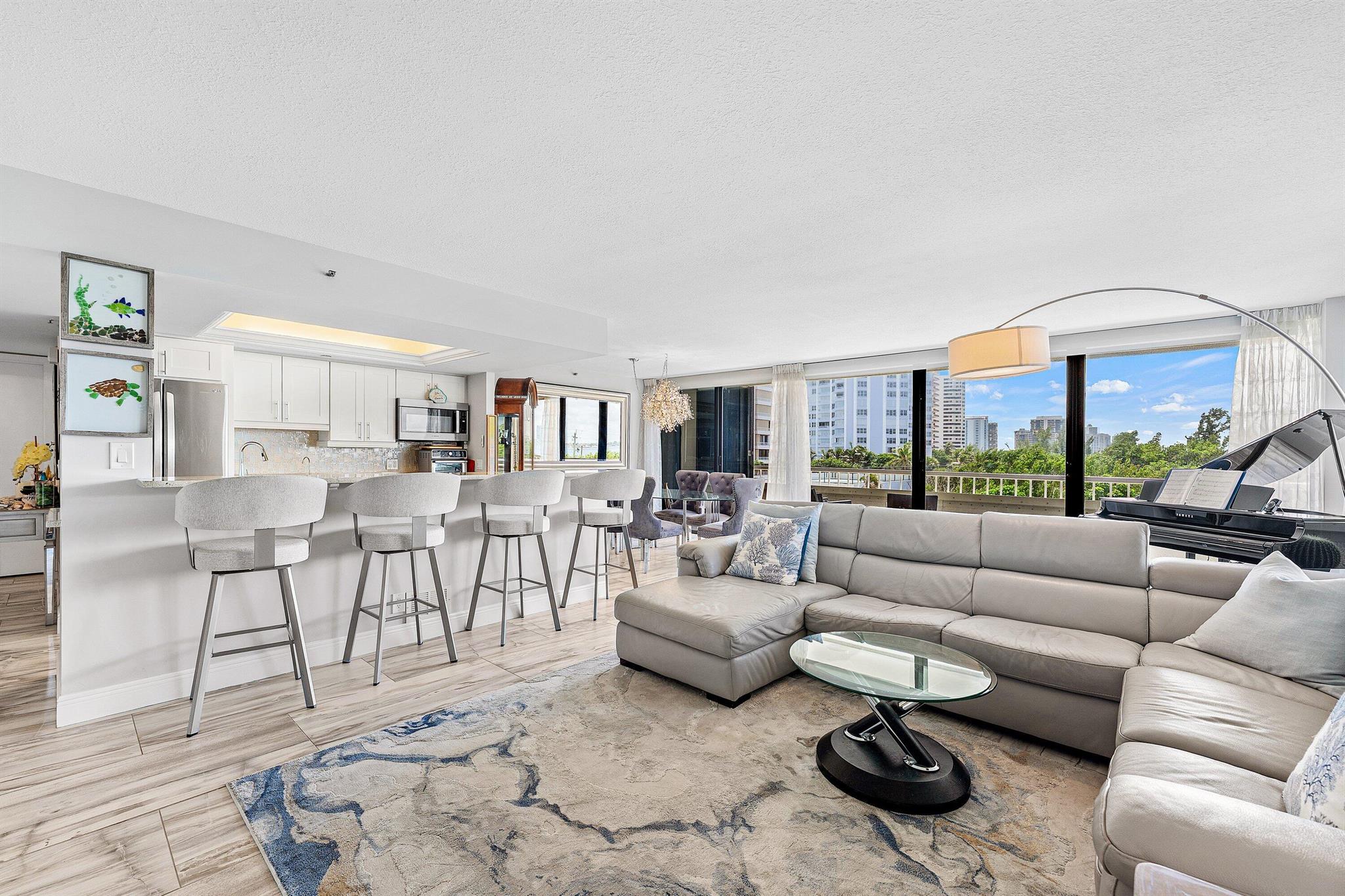 5280 N Ocean Dr Dr #1e Riviera Beach, FL 33404