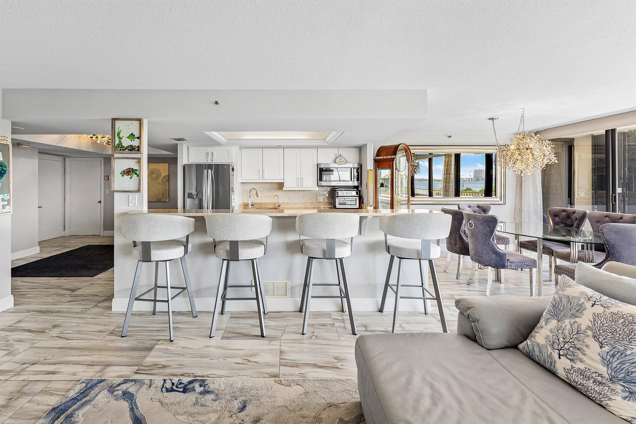 5280 N Ocean Dr Dr #1e Riviera Beach, FL 33404