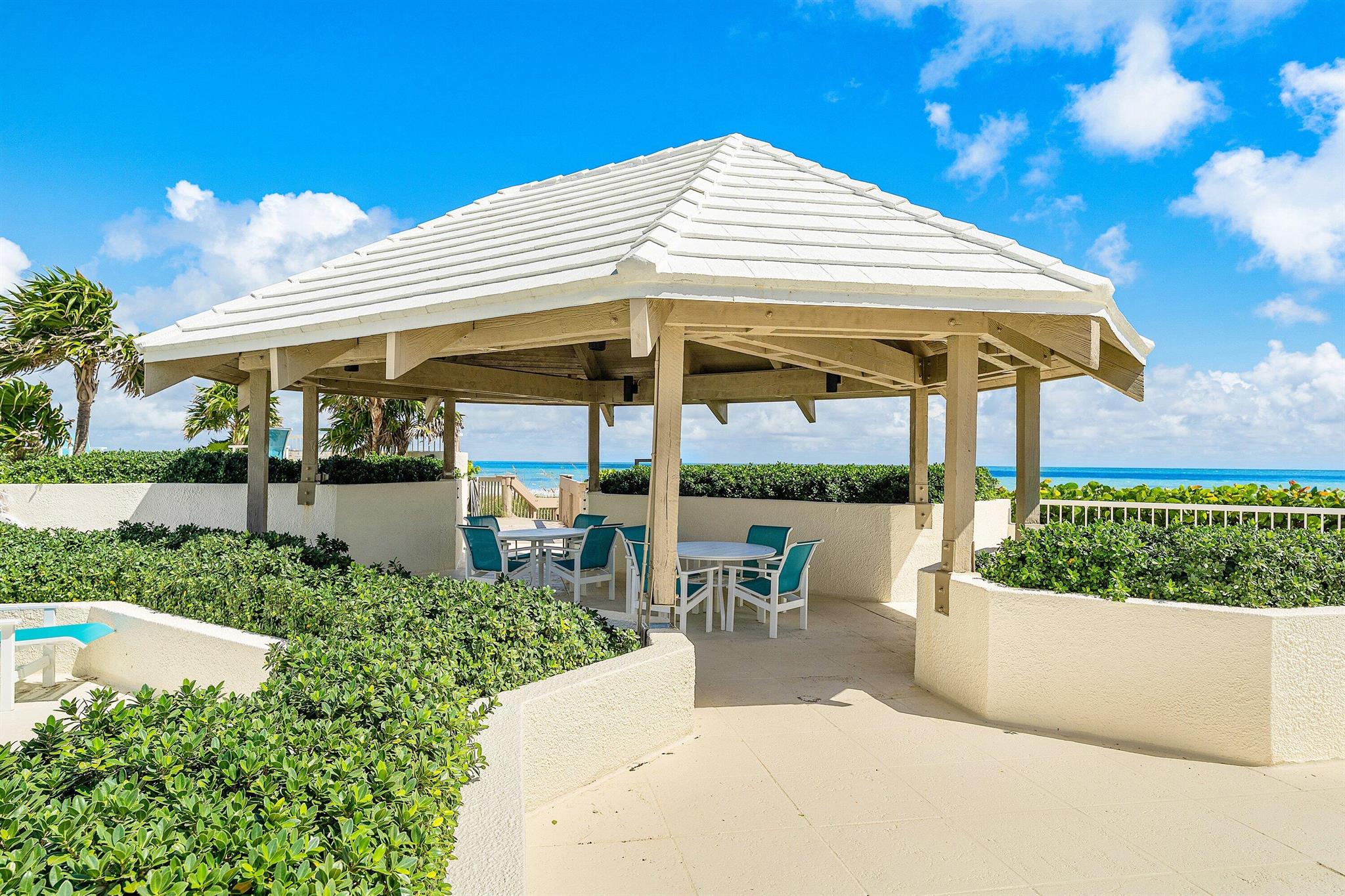 5280 N Ocean Dr Dr #1e Riviera Beach, FL 33404