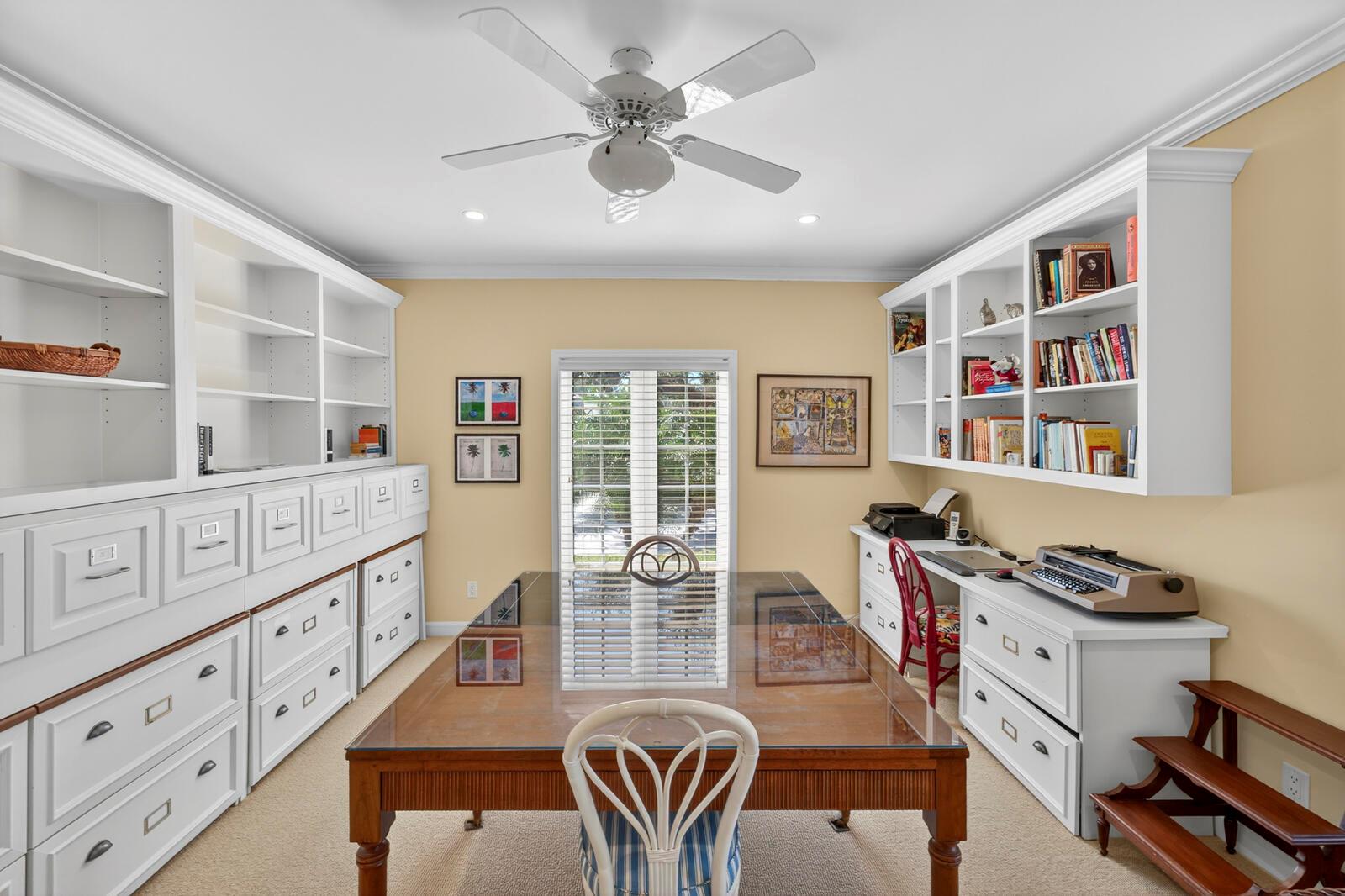 625 Riomar Dr Vero Beach, FL 32963