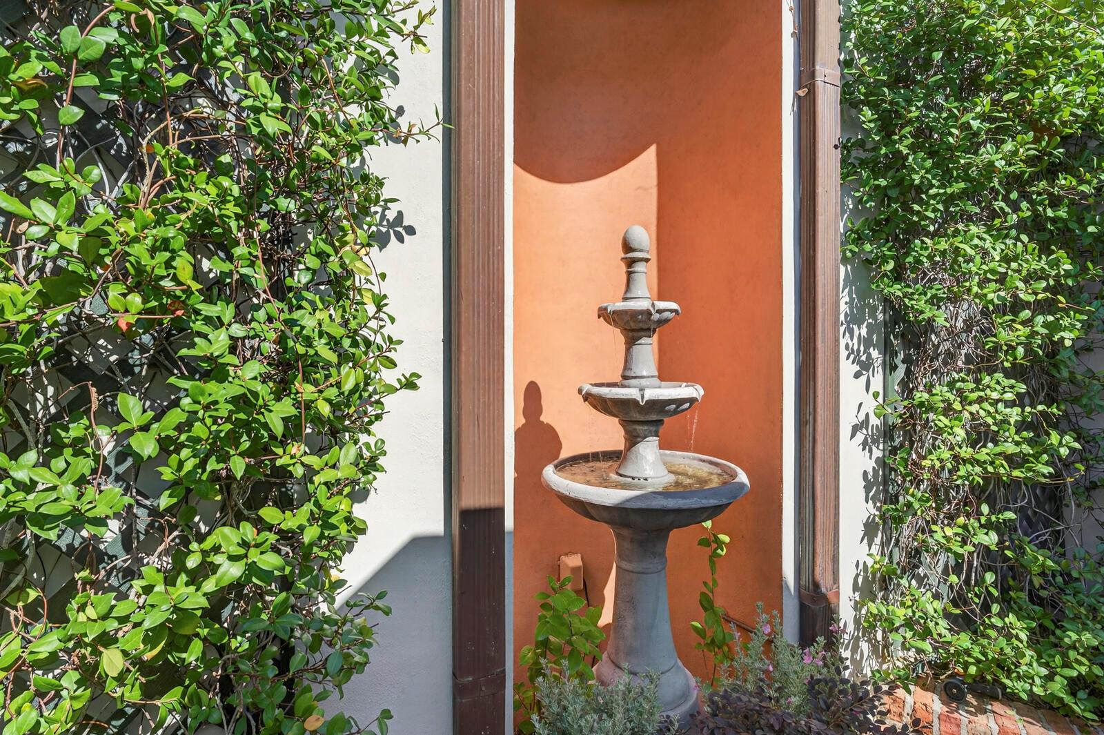 625 Riomar Dr Vero Beach, FL 32963