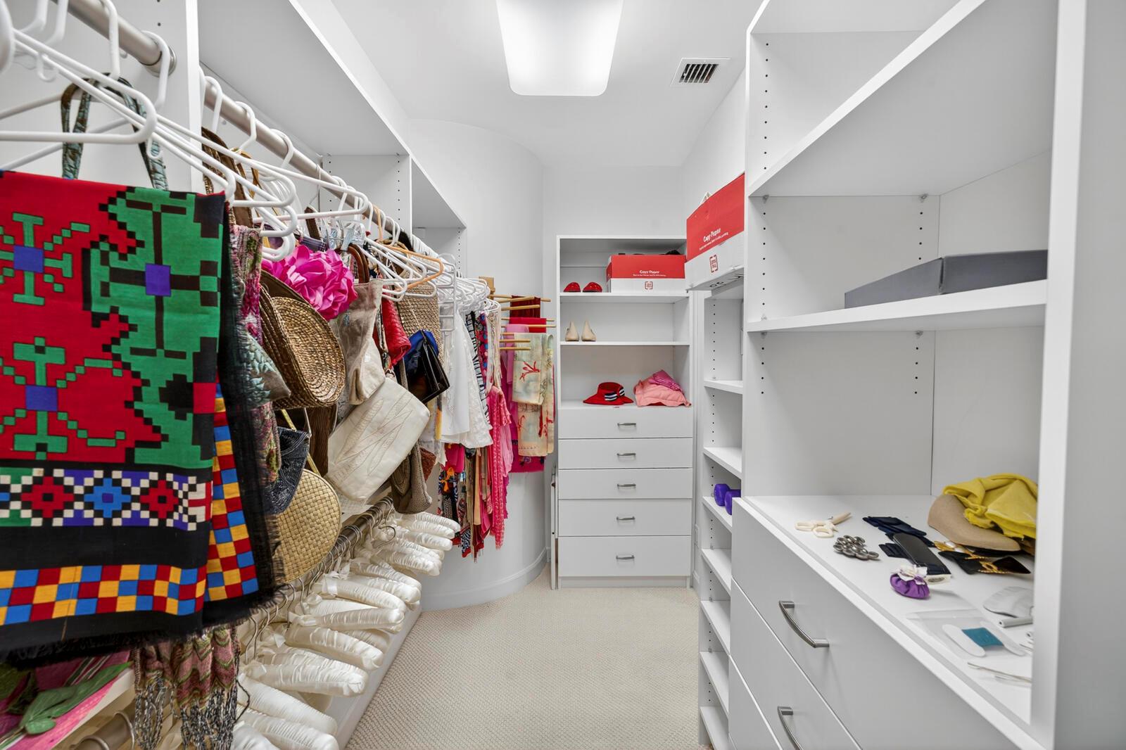 625 Riomar Dr Vero Beach, FL 32963