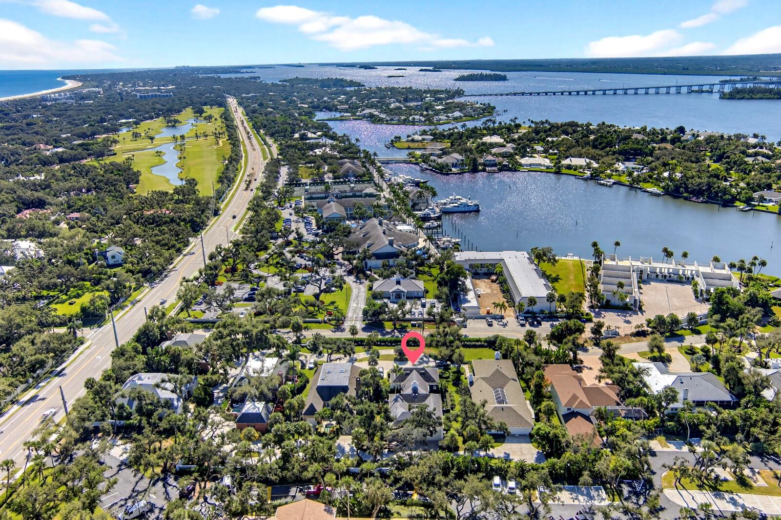 625 Riomar Dr Vero Beach, FL 32963