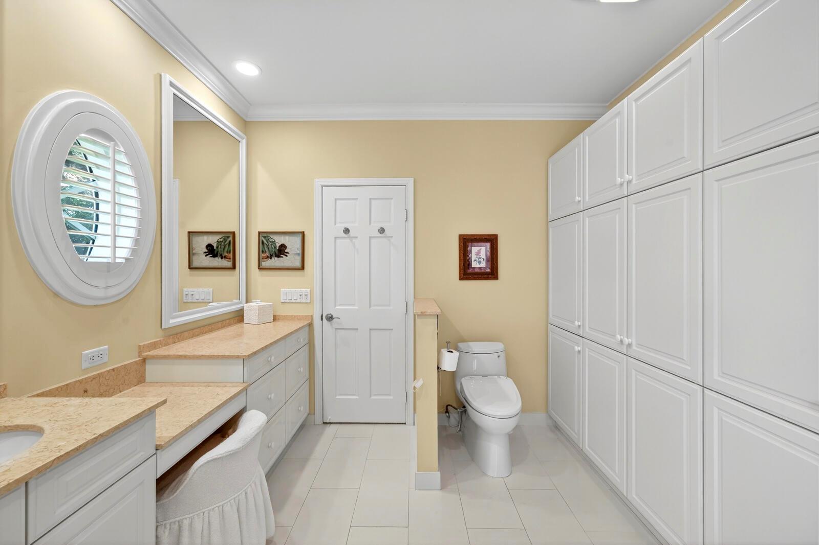 625 Riomar Dr Vero Beach, FL 32963