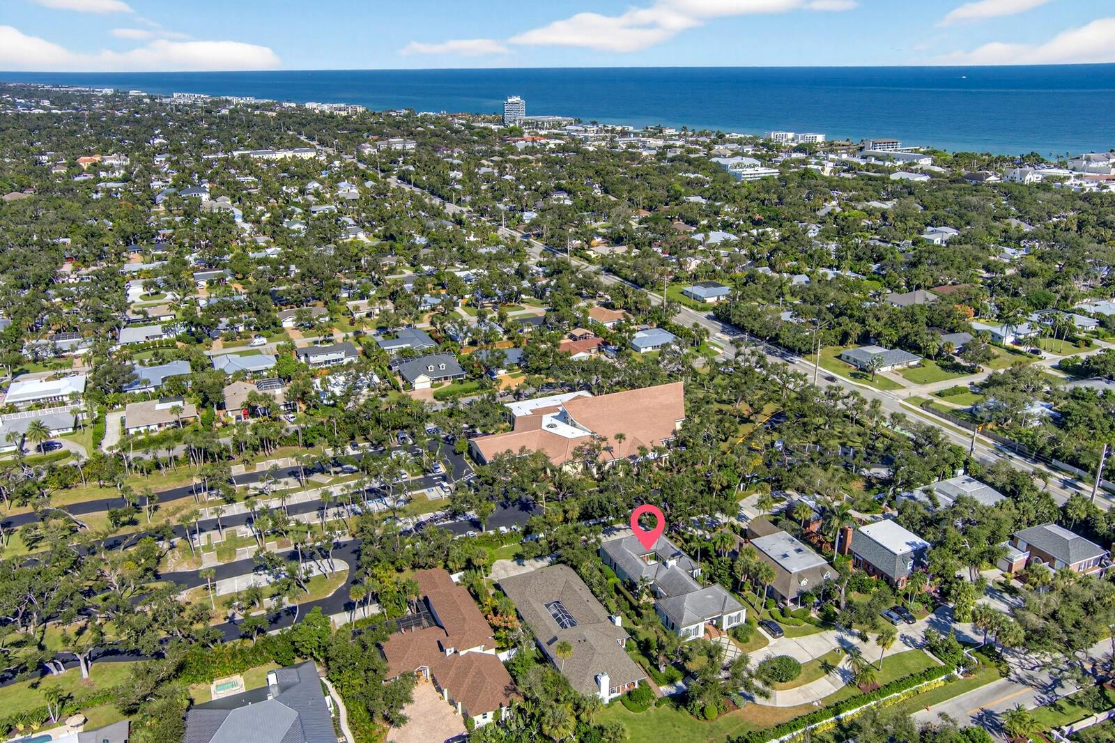625 Riomar Dr Vero Beach, FL 32963