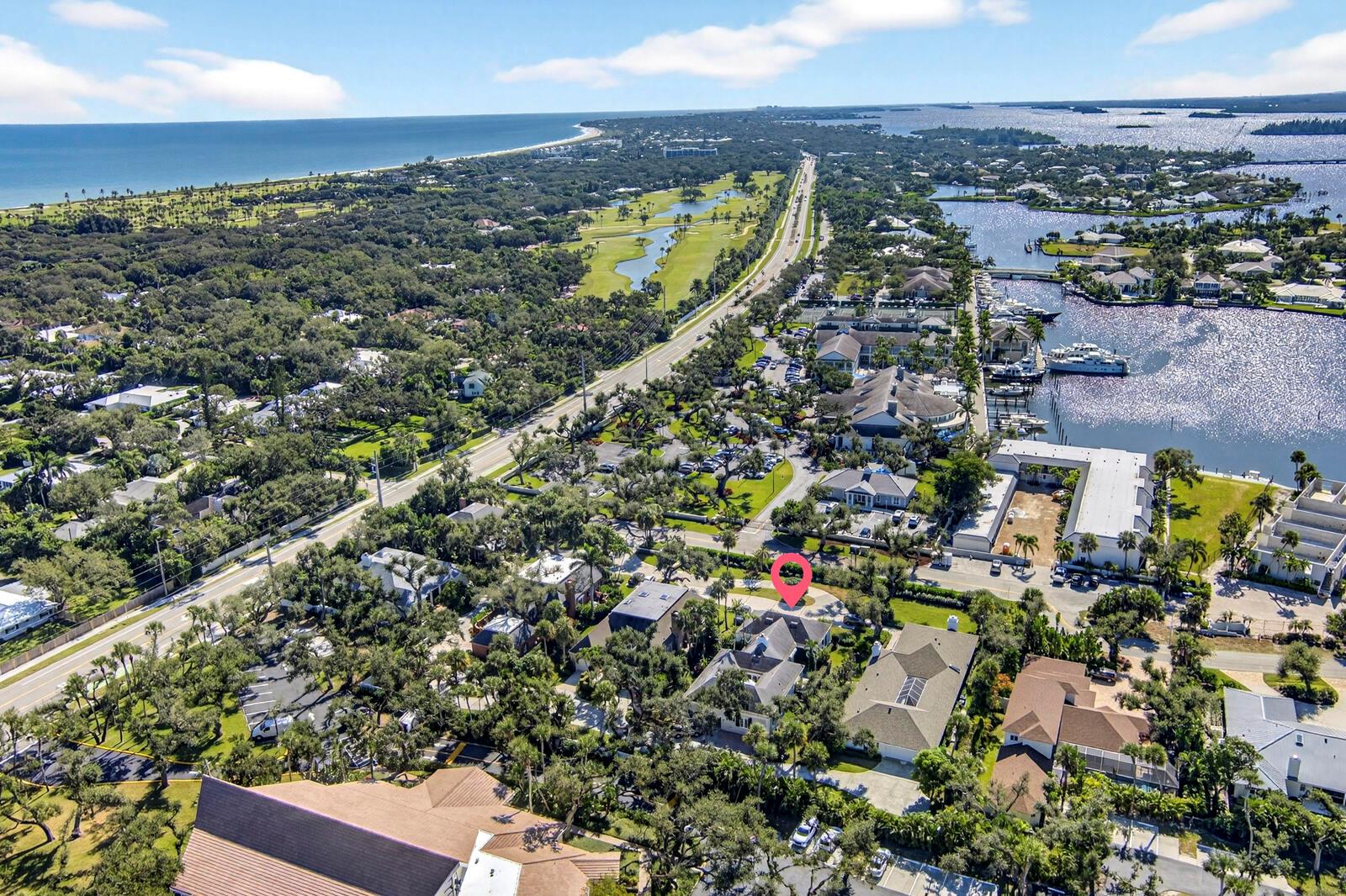 625 Riomar Dr Vero Beach, FL 32963