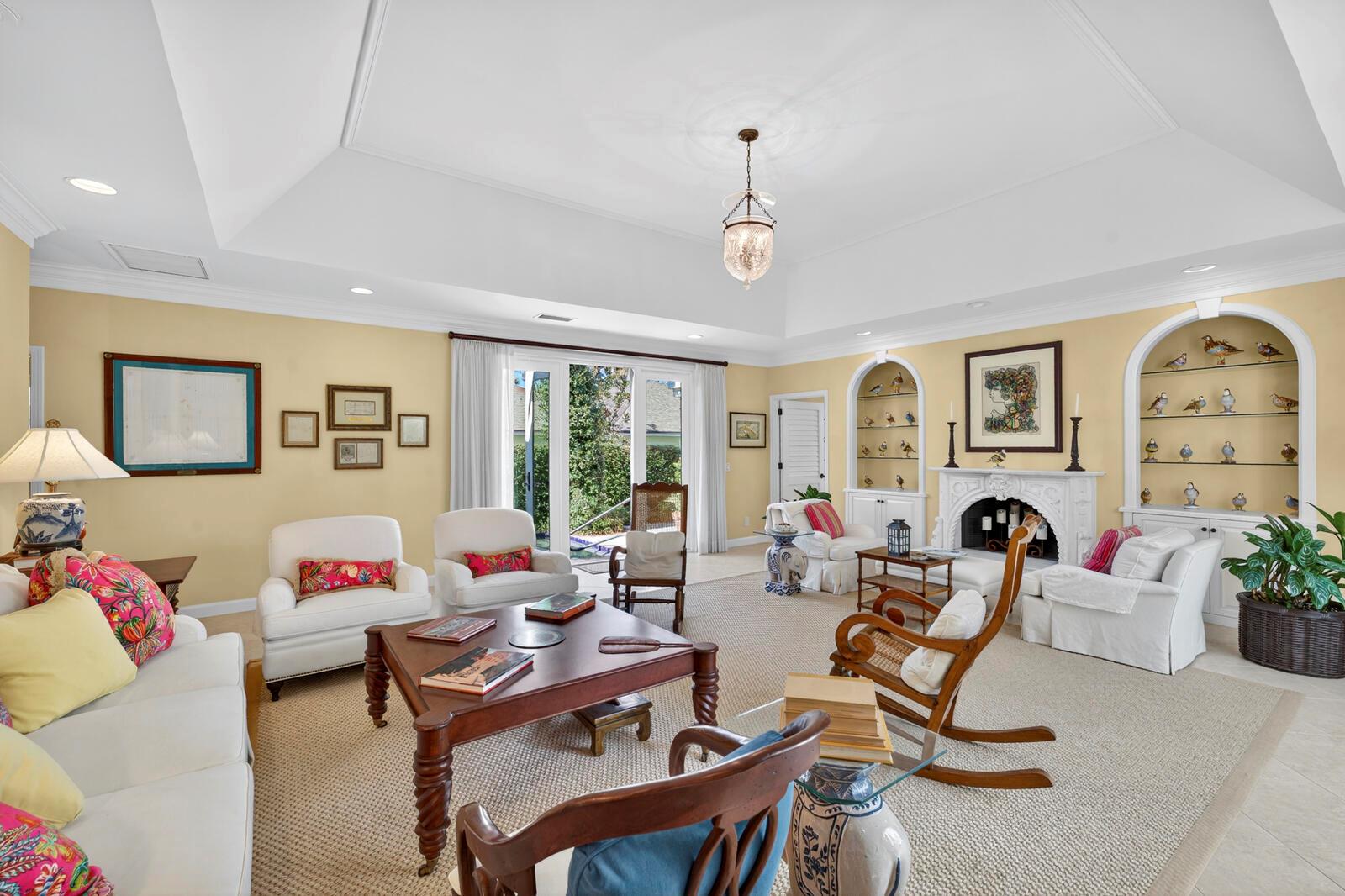 625 Riomar Dr Vero Beach, FL 32963