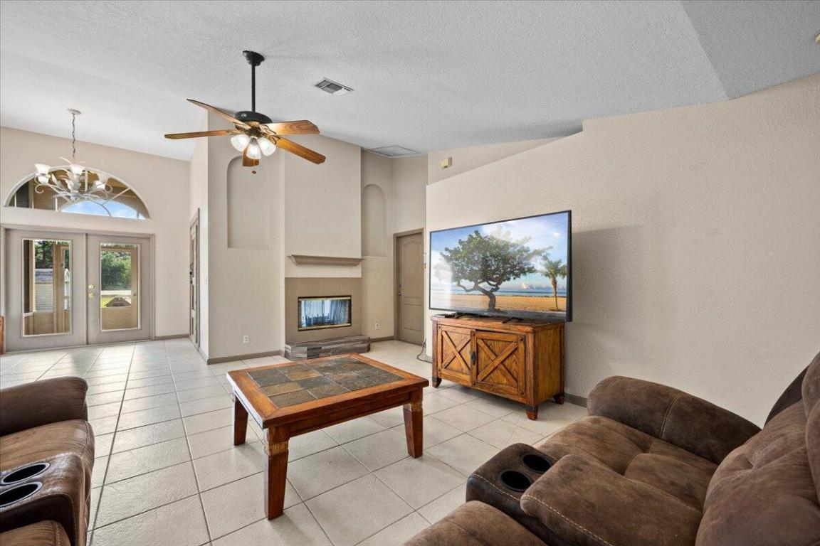 19187 Capet Crk Ct Loxahatchee, FL 33470