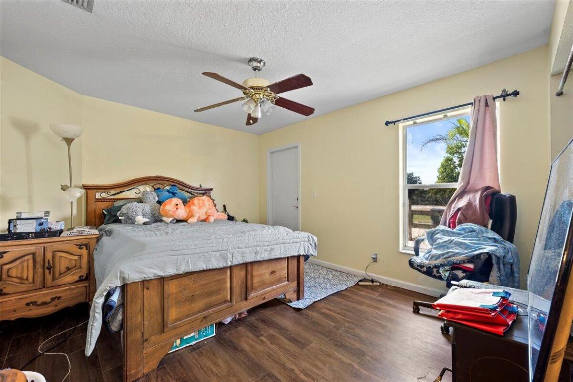 19187 Capet Crk Ct Loxahatchee, FL 33470