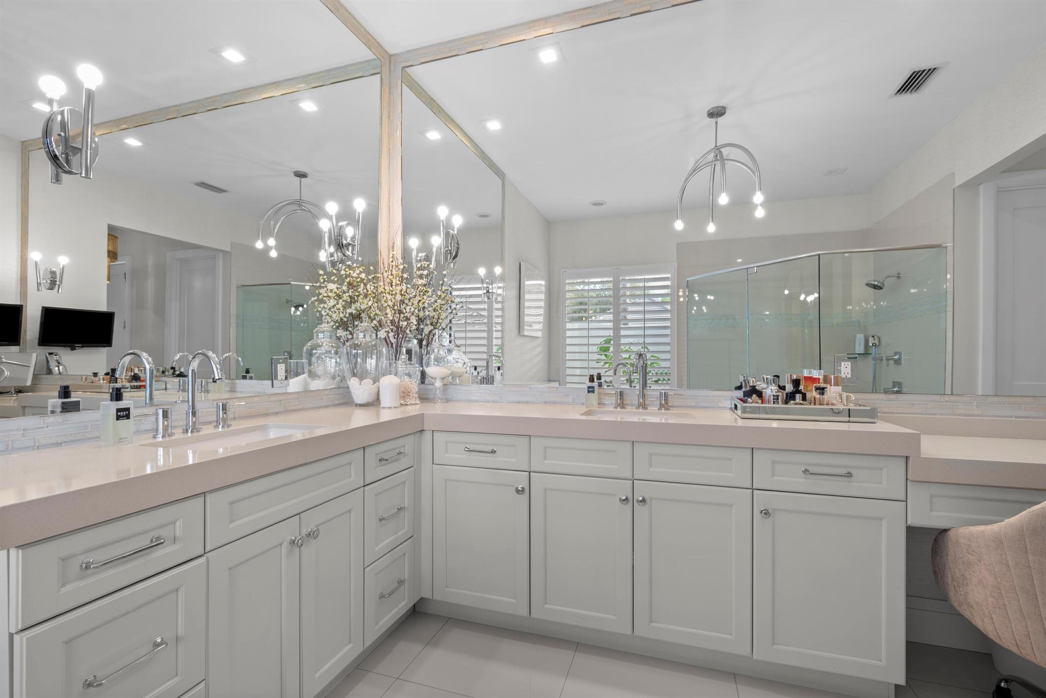 2350 NW 43rd St Boca Raton, FL 33431