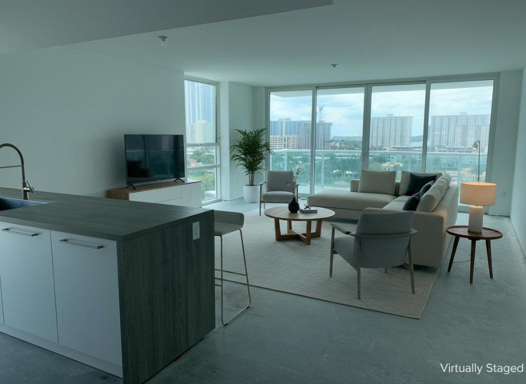image 400 Sunny Isles19