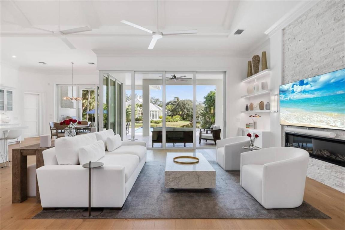 201 Shores Indian River Shores, FL 32963