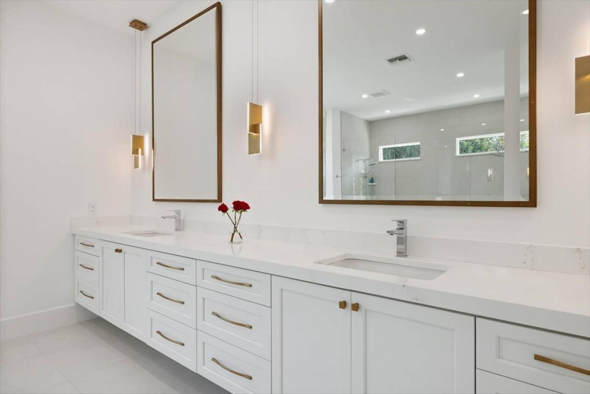 201 Shores Indian River Shores, FL 32963