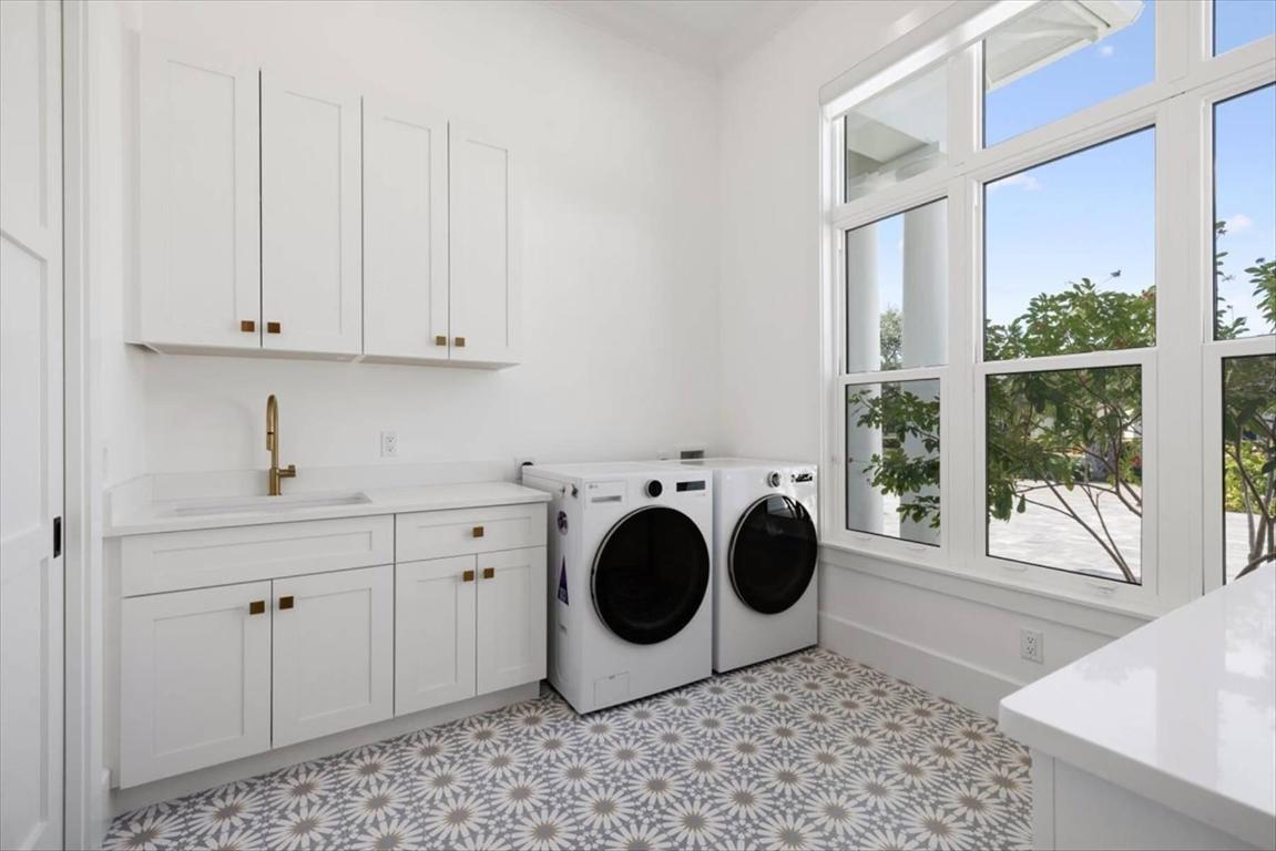 201 Shores Indian River Shores, FL 32963