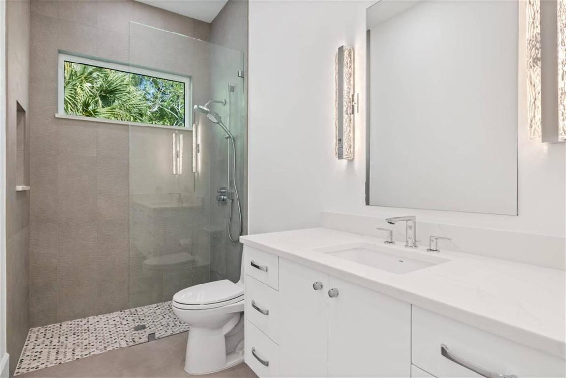 201 Shores Indian River Shores, FL 32963