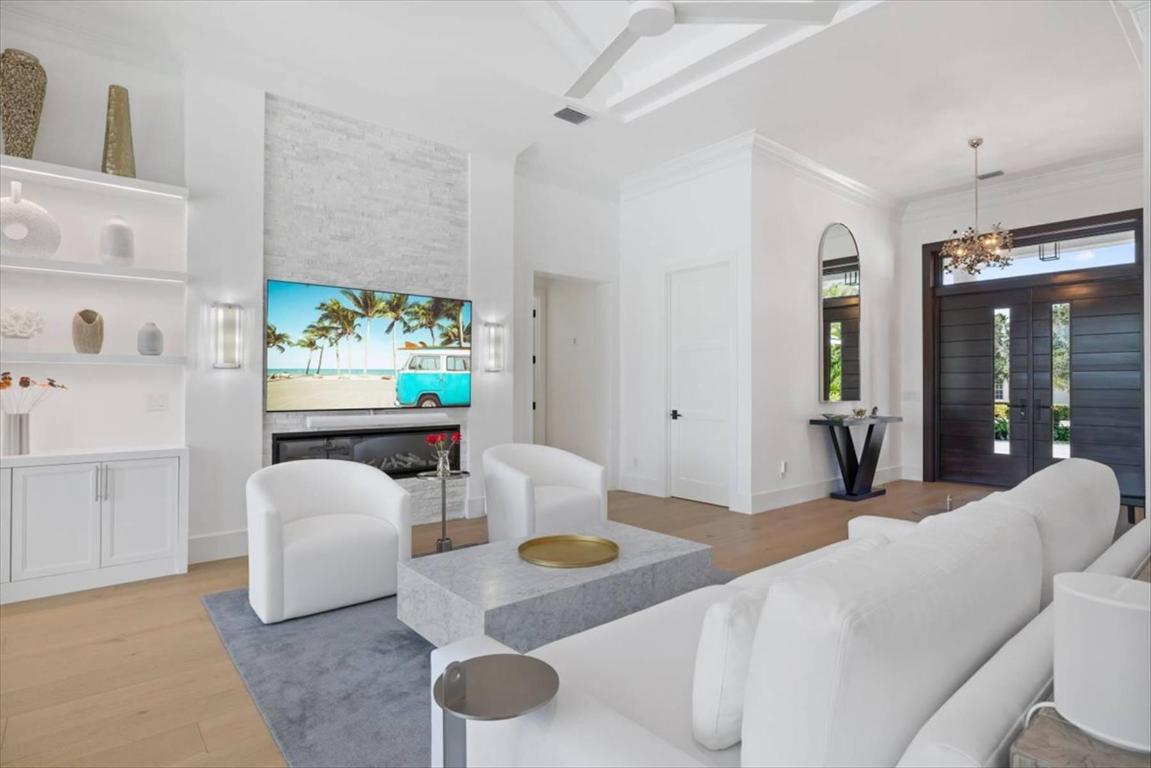 201 Shores Indian River Shores, FL 32963