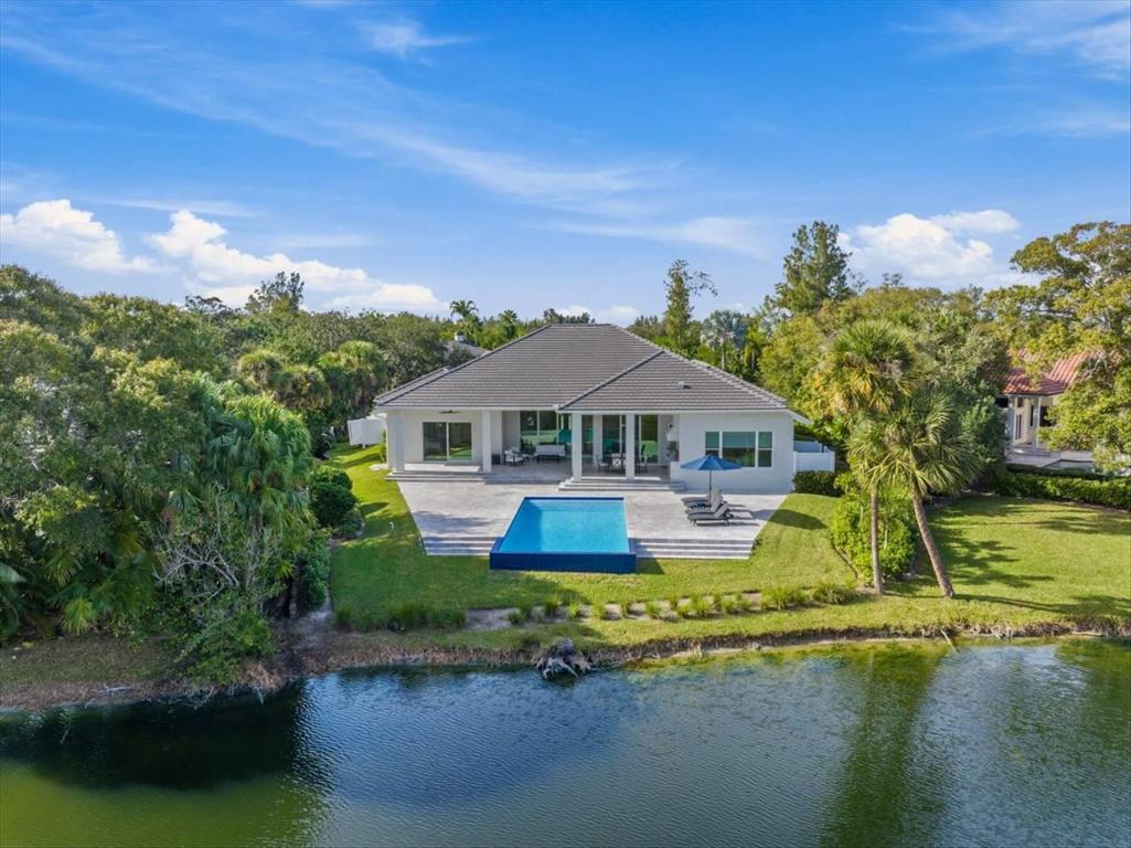 201 Shores Indian River Shores, FL 32963