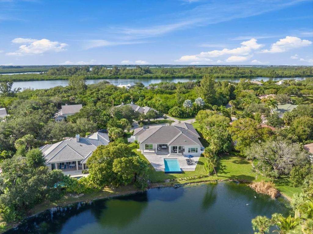 201 Shores Indian River Shores, FL 32963