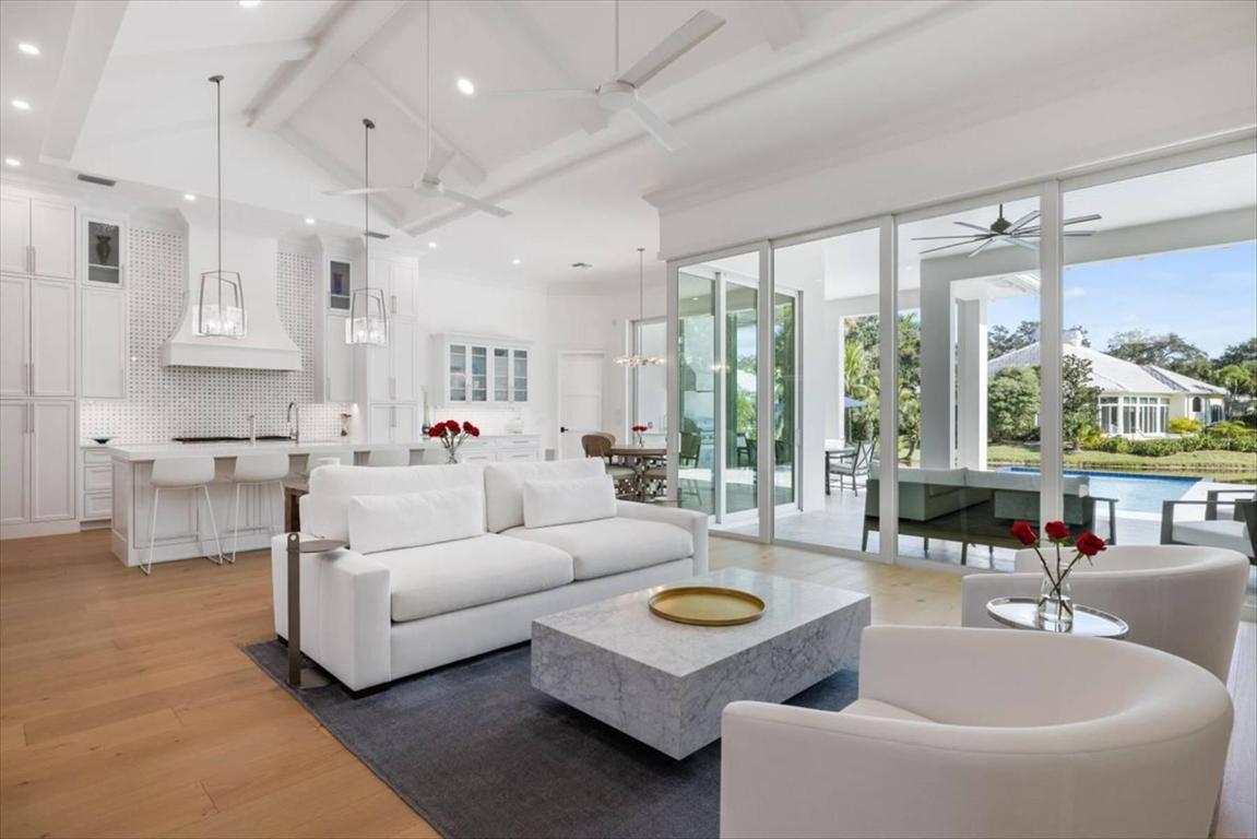 201 Shores Indian River Shores, FL 32963