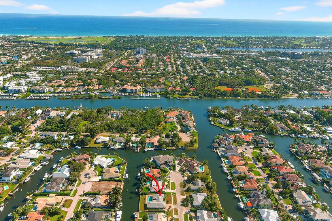 2185 Carib Palm Beach Gardens, FL 33410