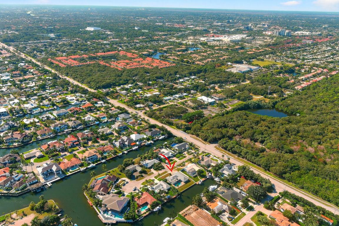 2185 Carib Palm Beach Gardens, FL 33410