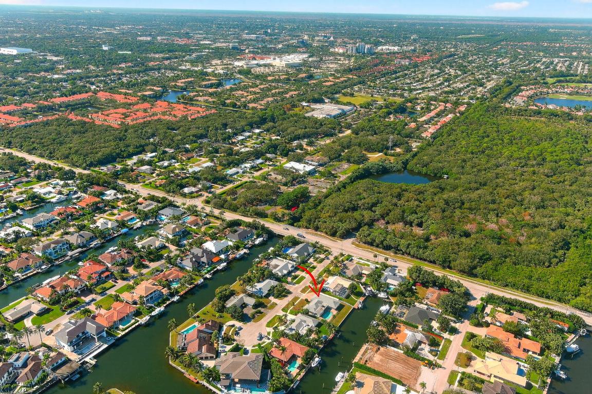 2185 Carib Palm Beach Gardens, FL 33410