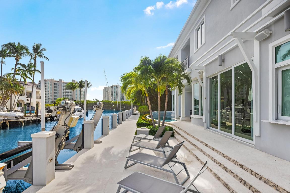 863 Enfield Boca Raton, FL 33487