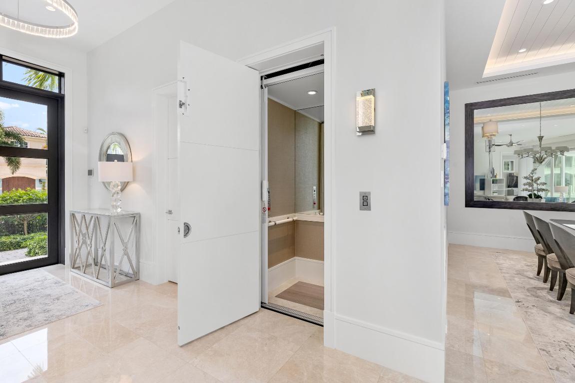 863 Enfield Boca Raton, FL 33487