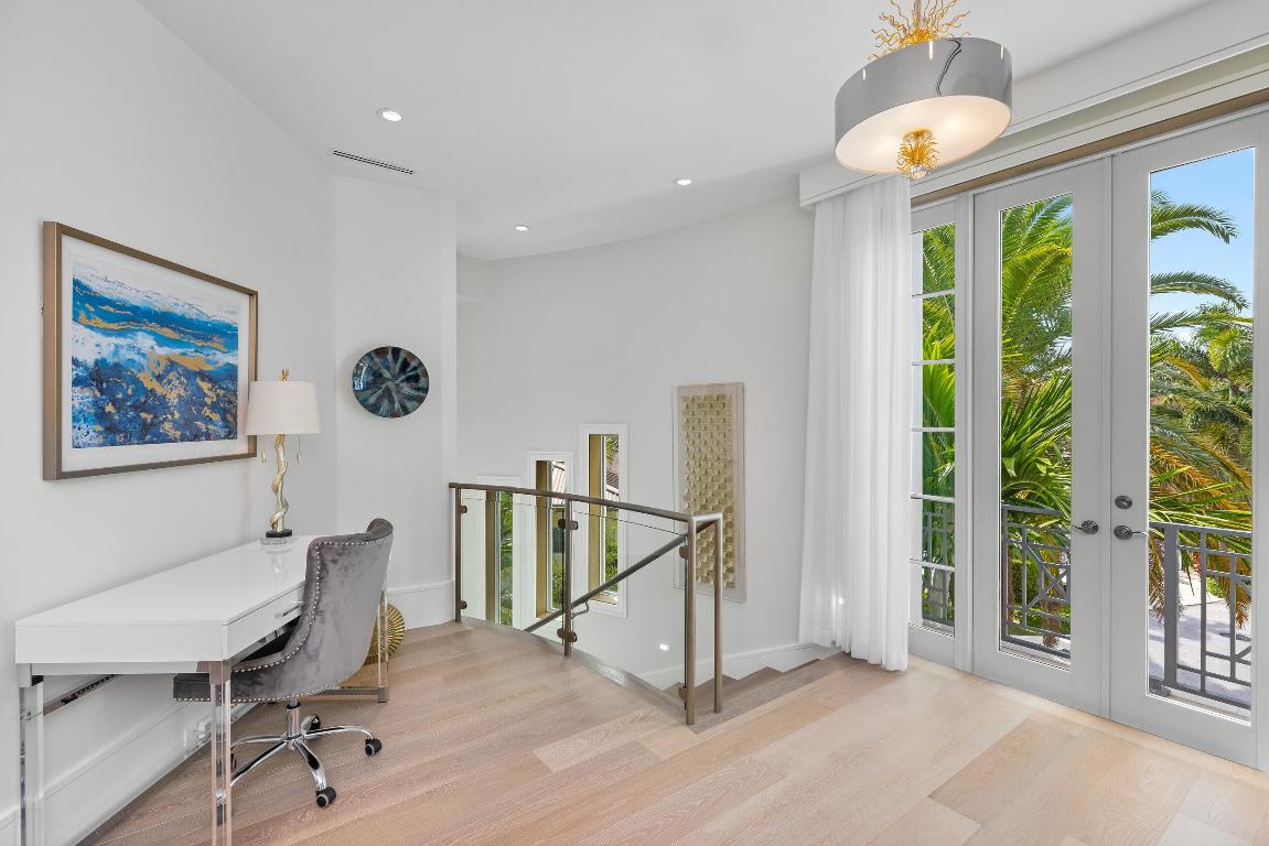 863 Enfield Boca Raton, FL 33487