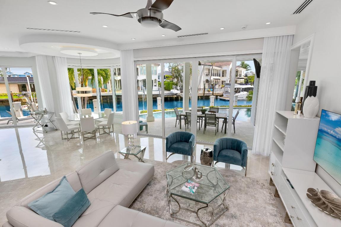 863 Enfield Boca Raton, FL 33487