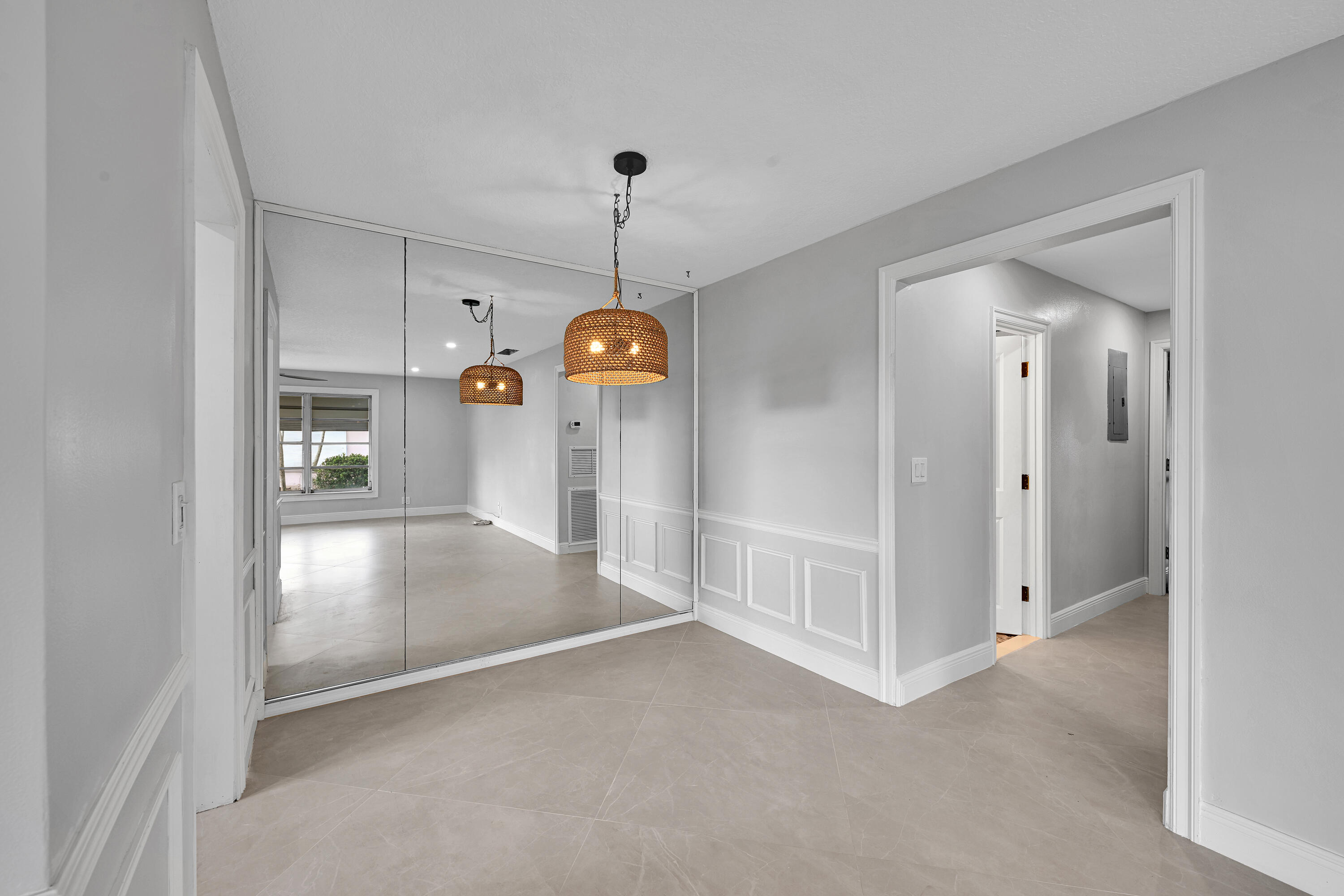 285 Main #D Boynton Beach, FL 33435