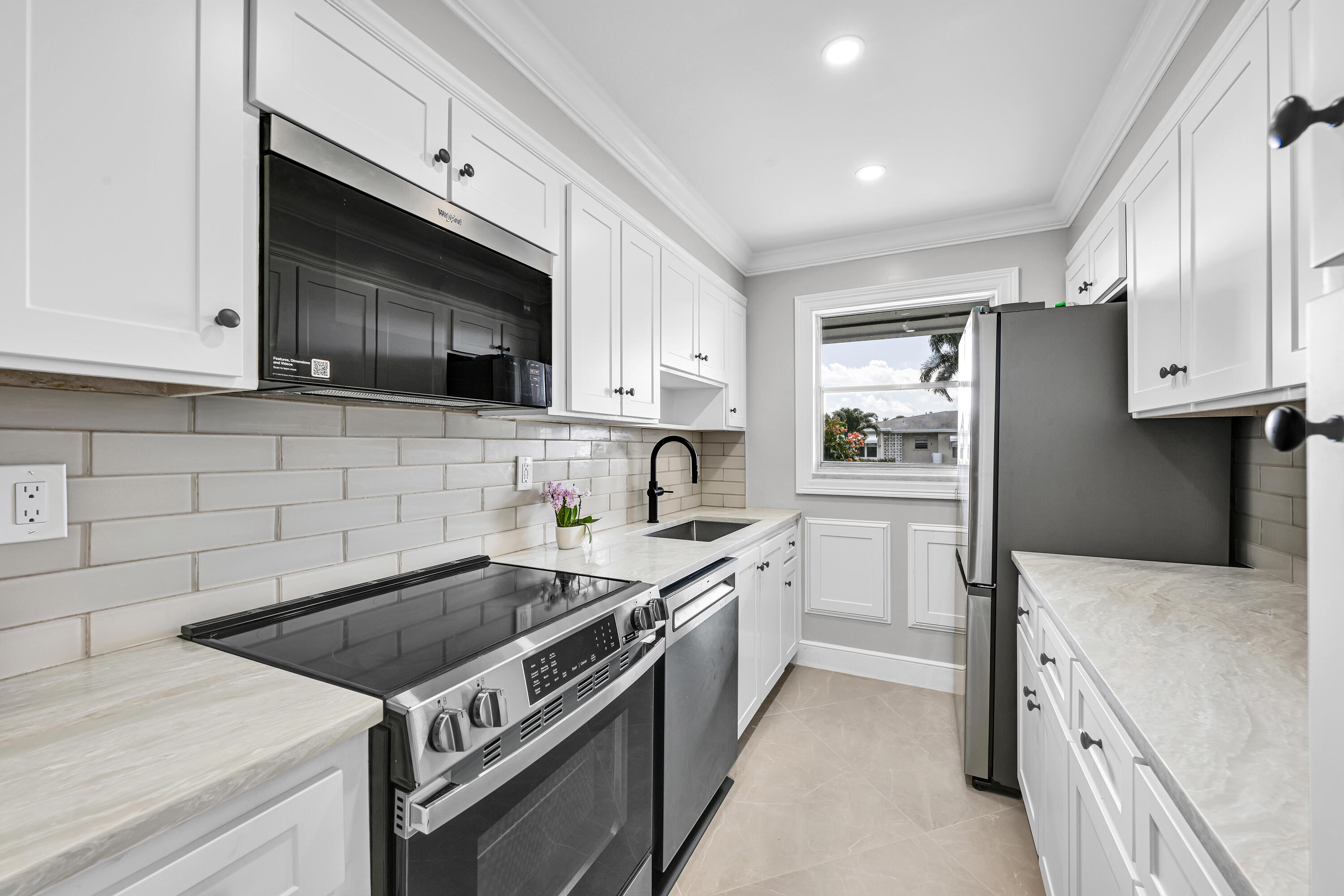 285 Main #D Boynton Beach, FL 33435