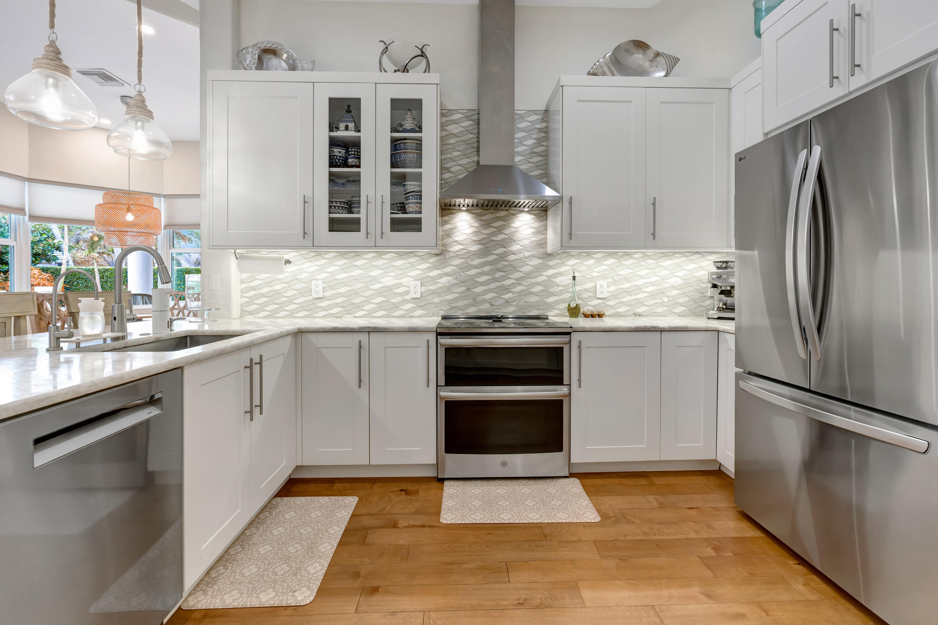 18938 SE Loxahatchee Riv Jupiter, FL 33458