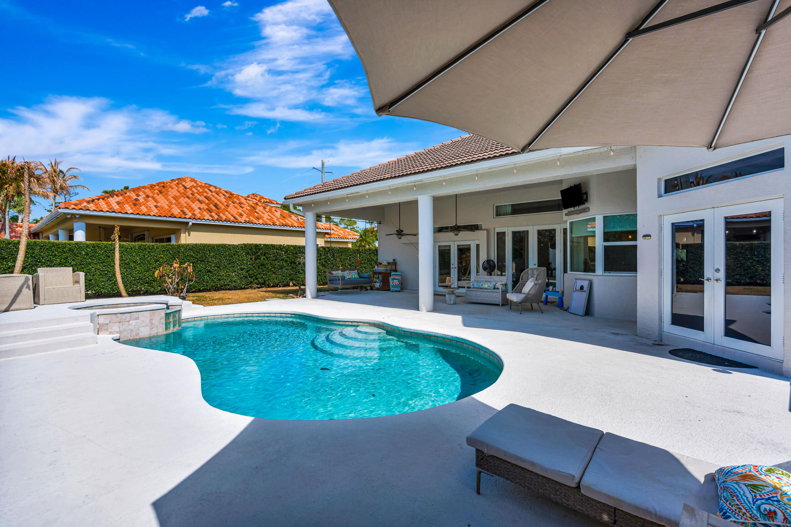 18938 SE Loxahatchee Riv Jupiter, FL 33458