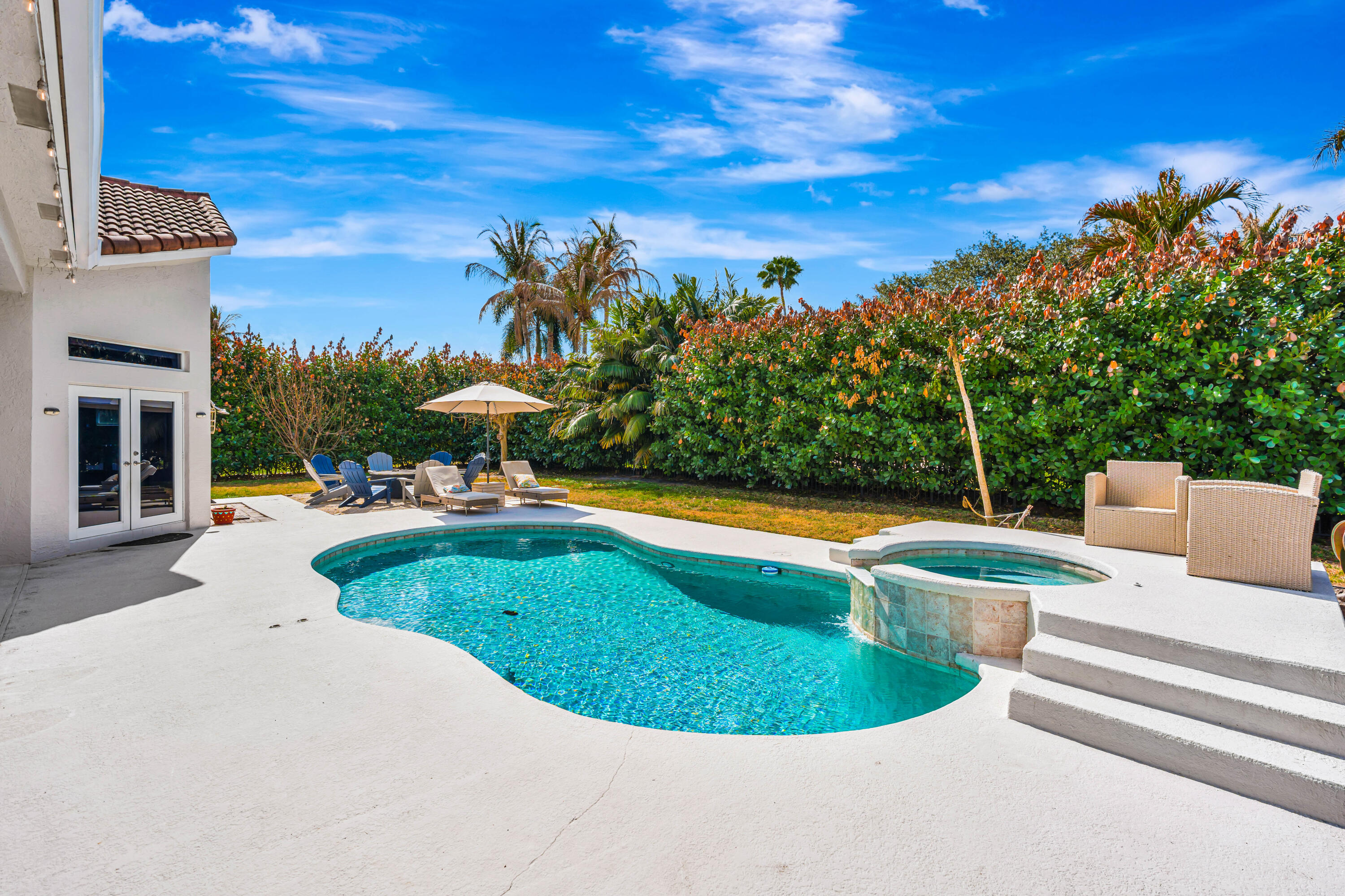 18938 SE Loxahatchee Riv Jupiter, FL 33458