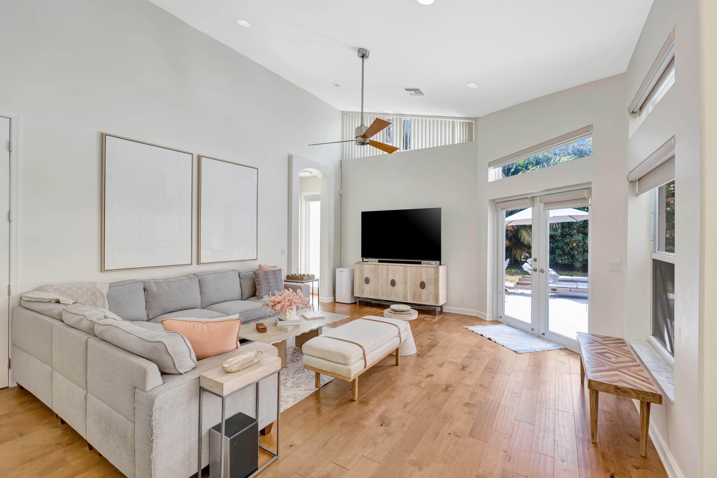 18938 SE Loxahatchee Riv Jupiter, FL 33458