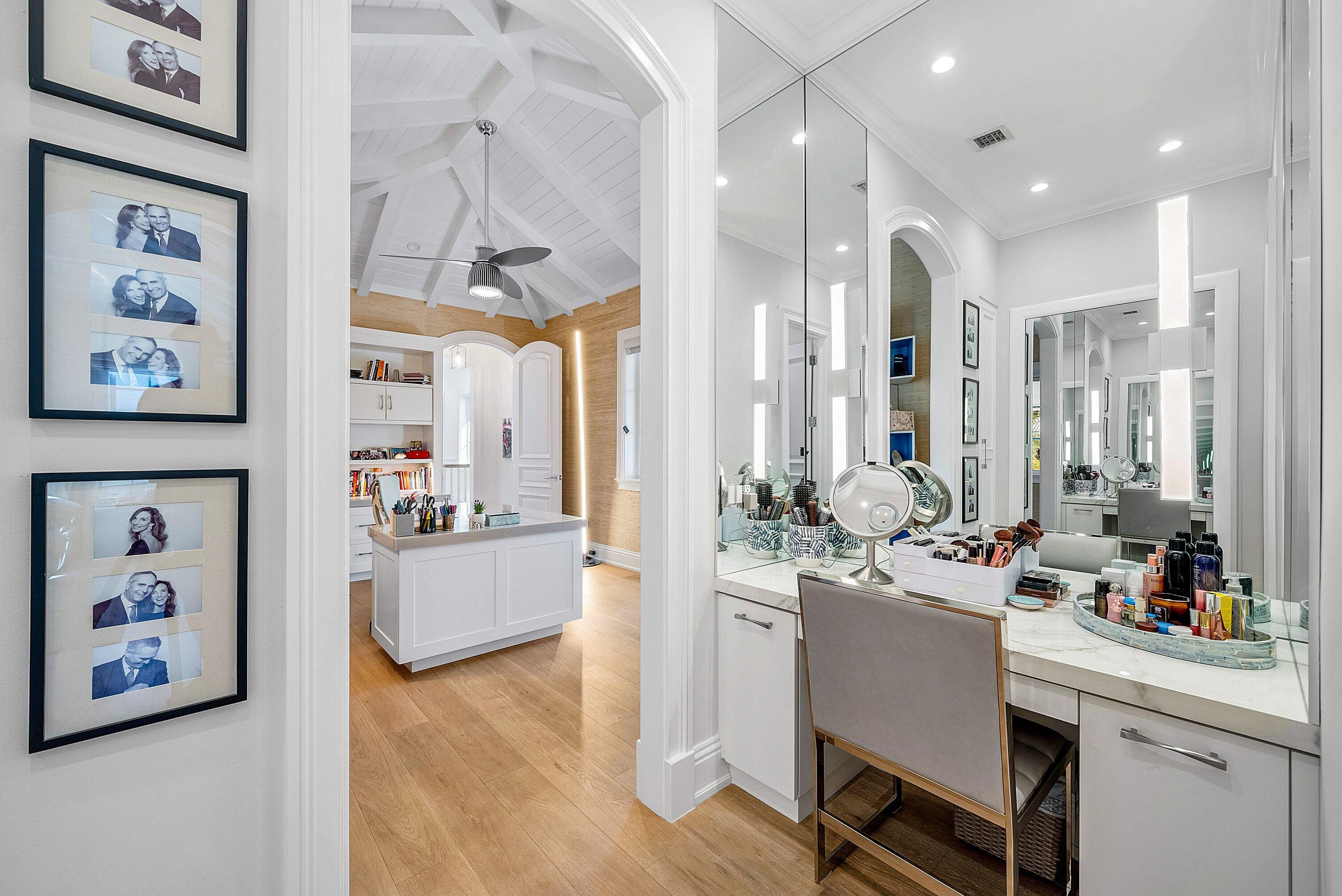 1041 Seaspray Delray Beach, FL 33483