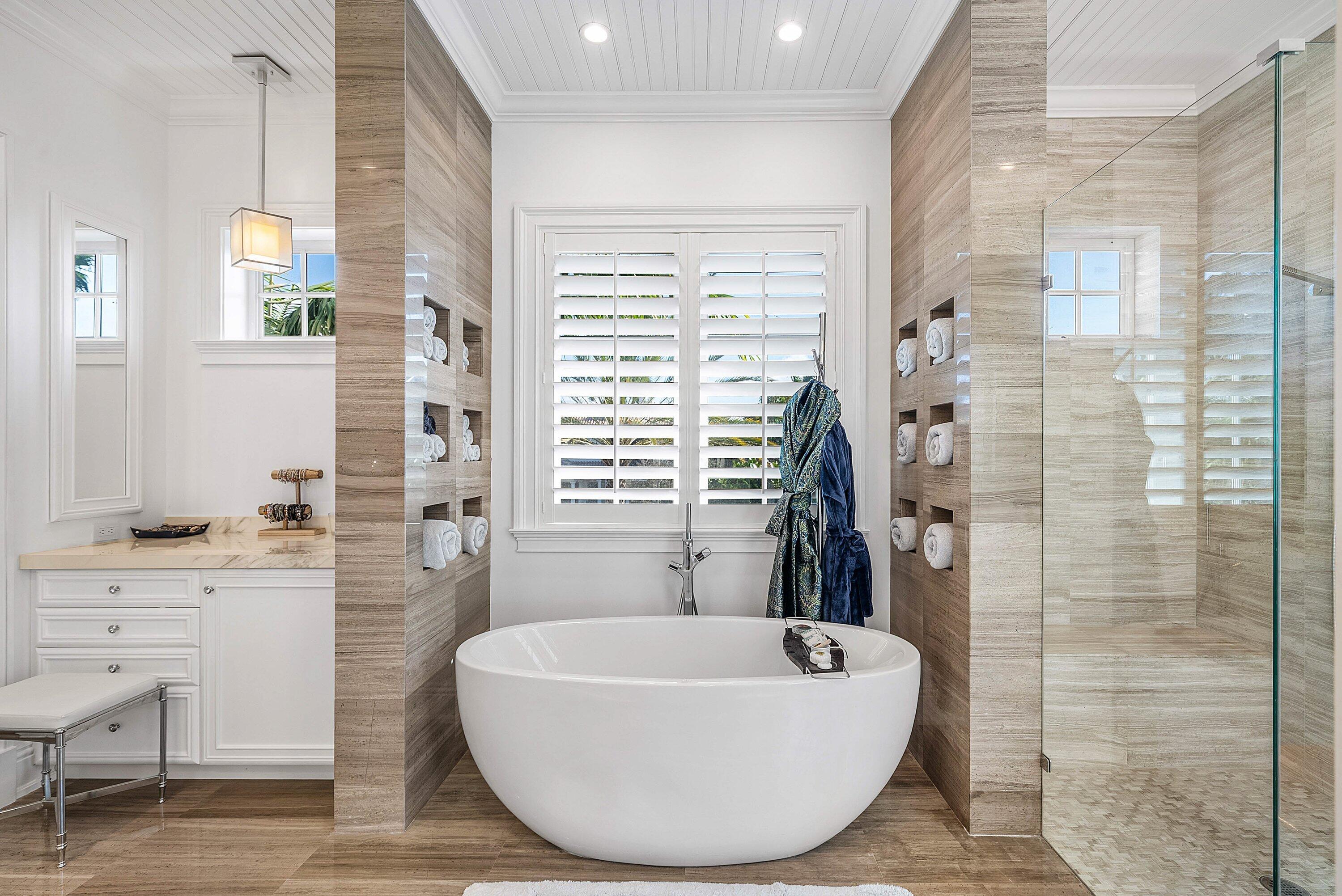 1041 Seaspray Delray Beach, FL 33483