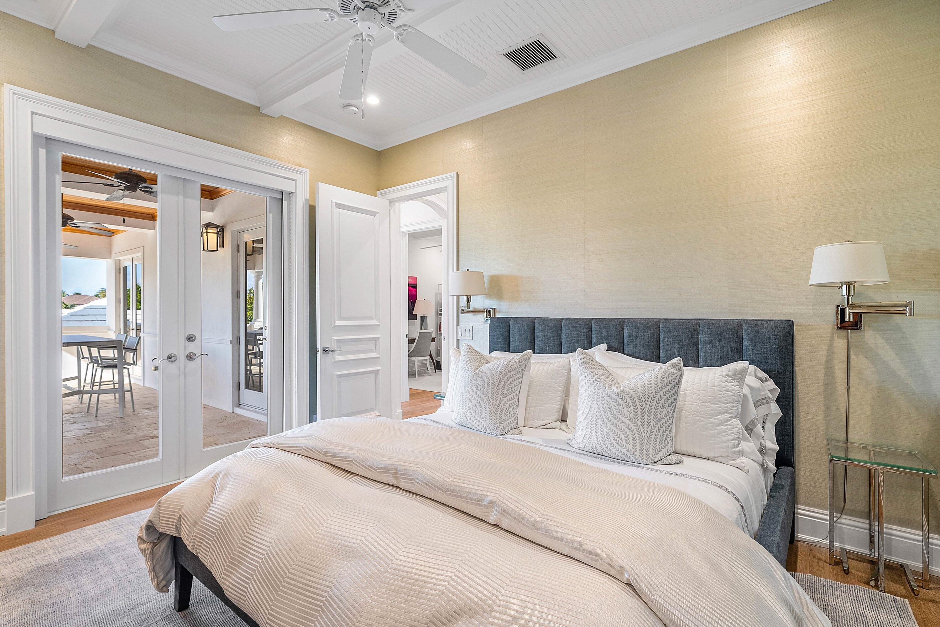 1041 Seaspray Delray Beach, FL 33483