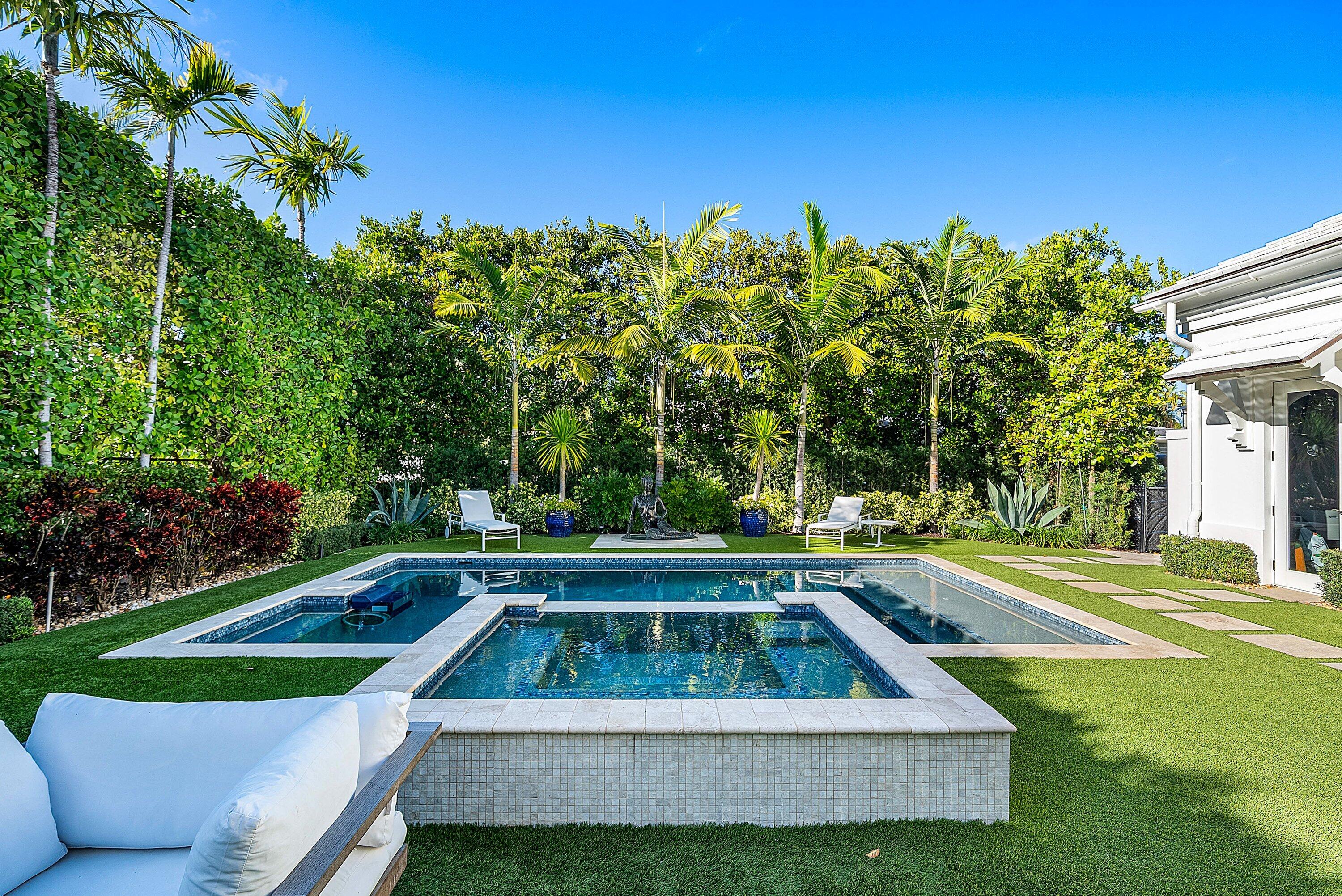 1041 Seaspray Delray Beach, FL 33483