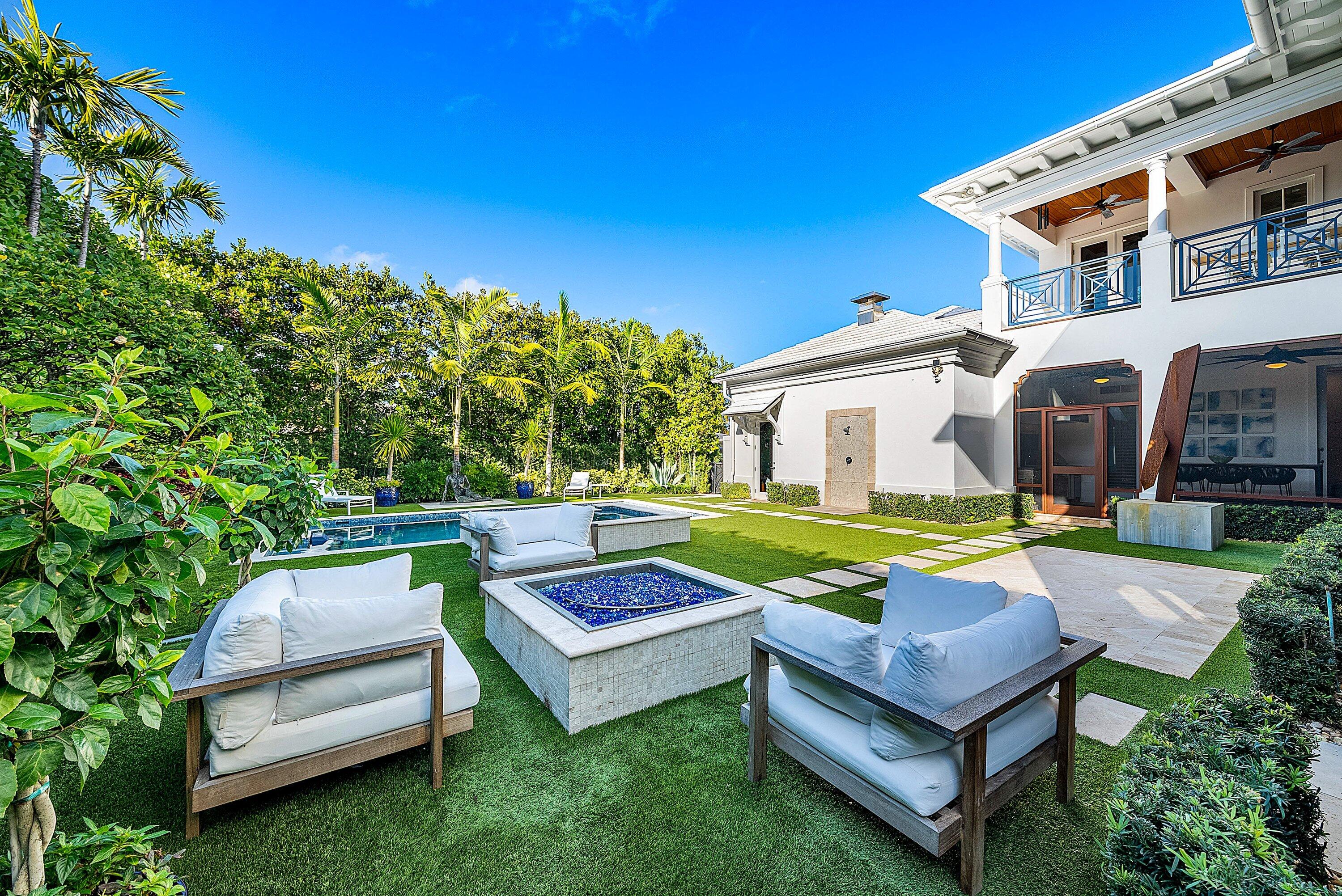 1041 Seaspray Delray Beach, FL 33483