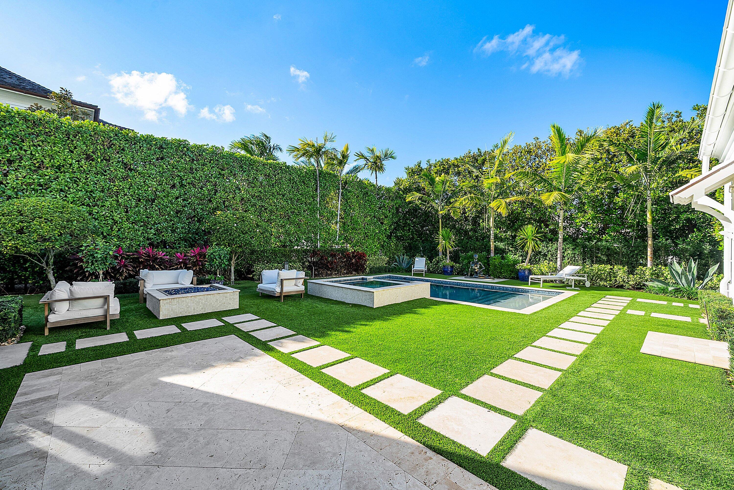 1041 Seaspray Delray Beach, FL 33483