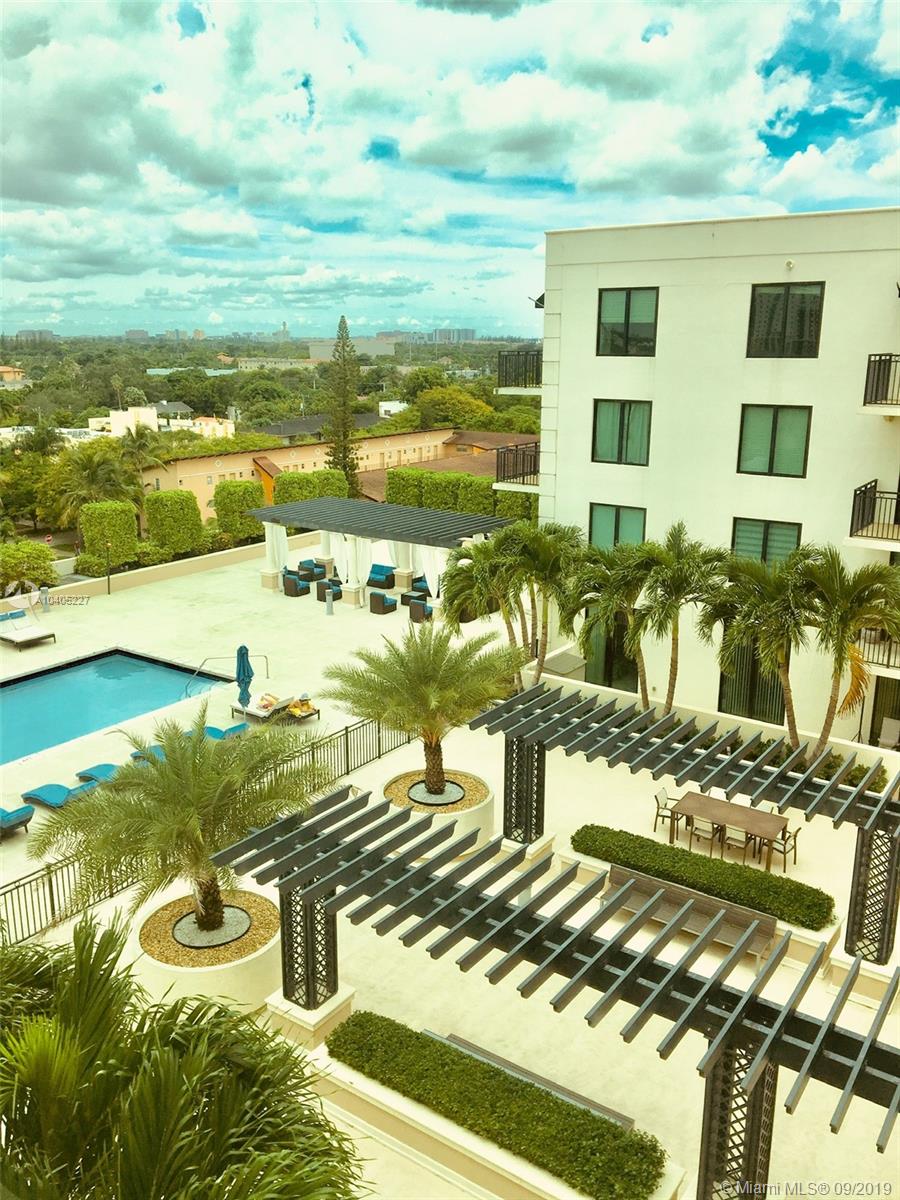 1300 Ponce De Leon Blvd #811