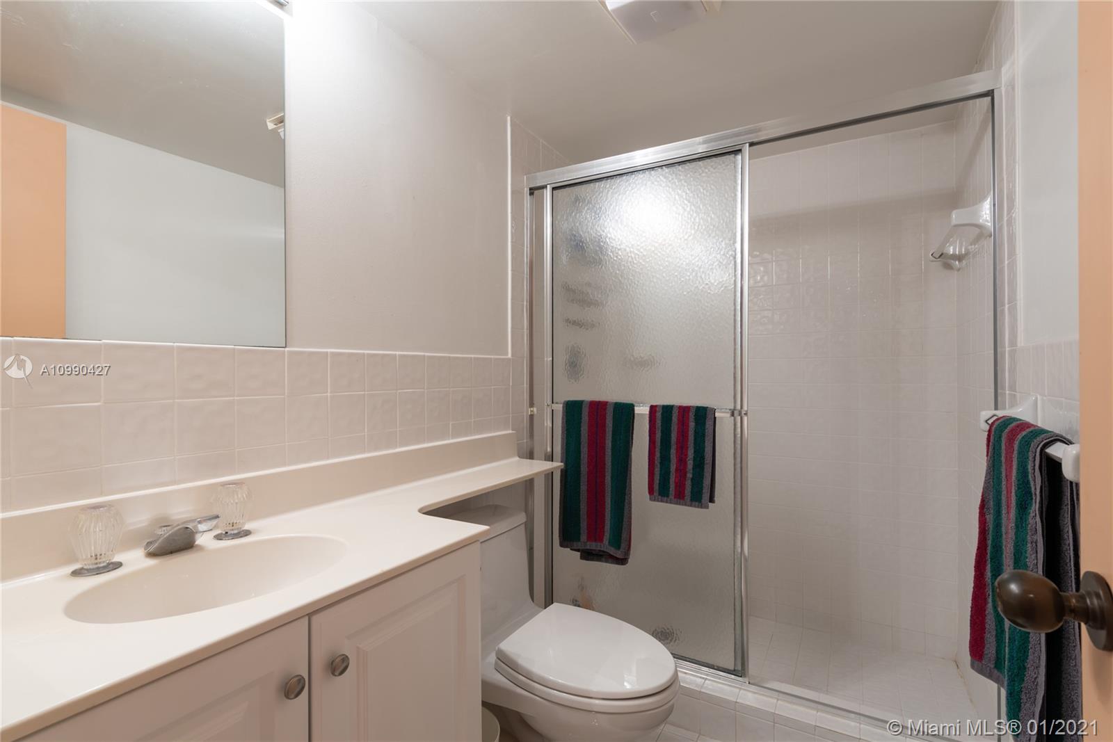 2000 S Bayshore Dr #46 Miami, FL 33133