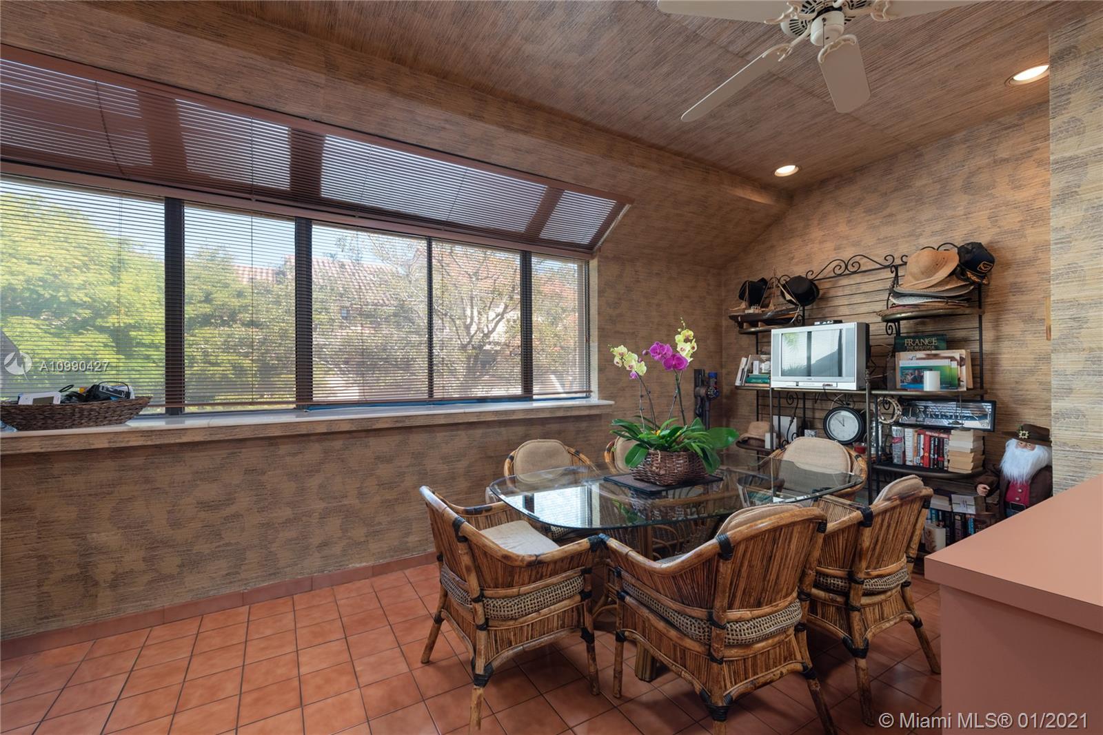 2000 S Bayshore Dr #46 Miami, FL 33133