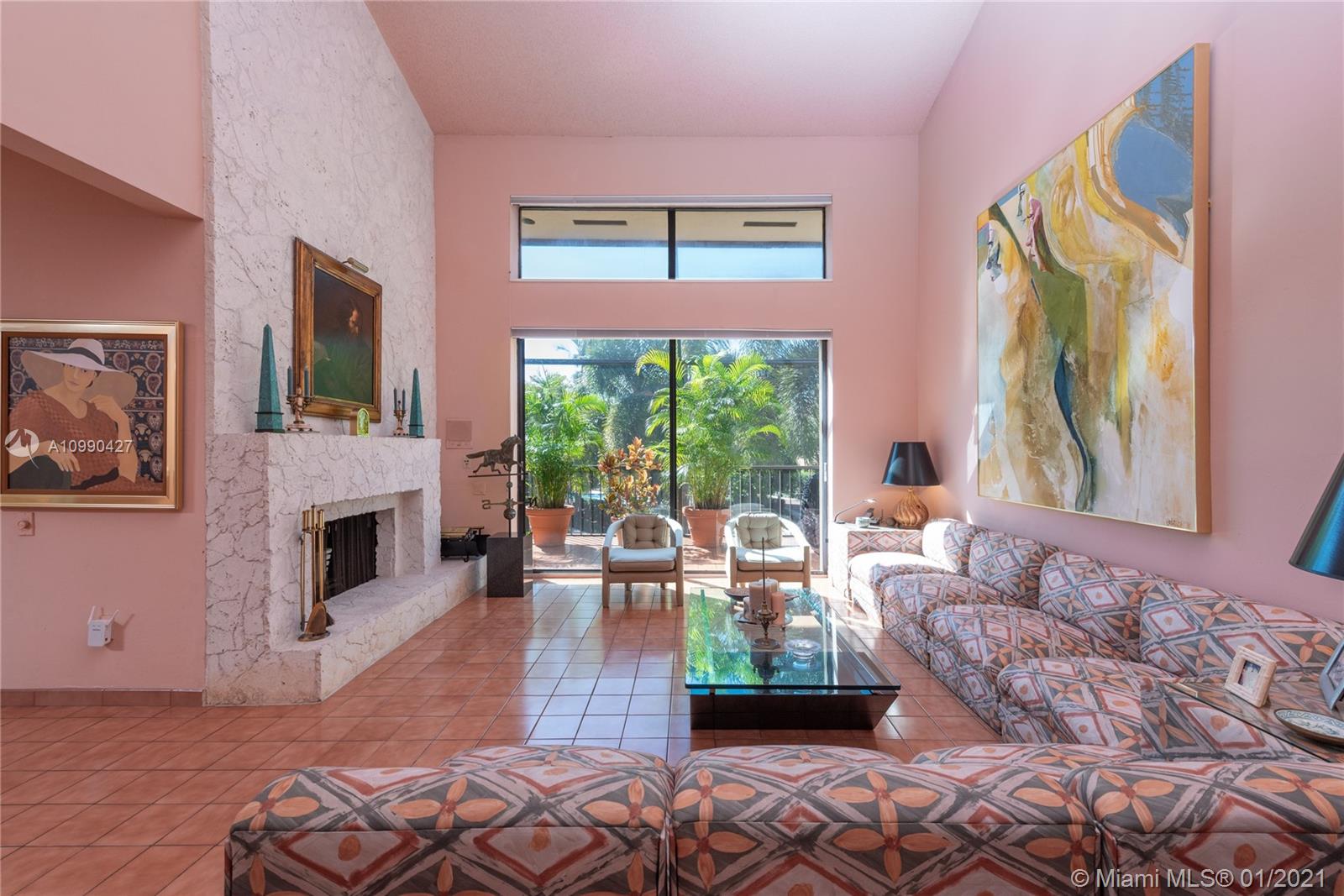 2000 S Bayshore Dr #46 Miami, FL 33133