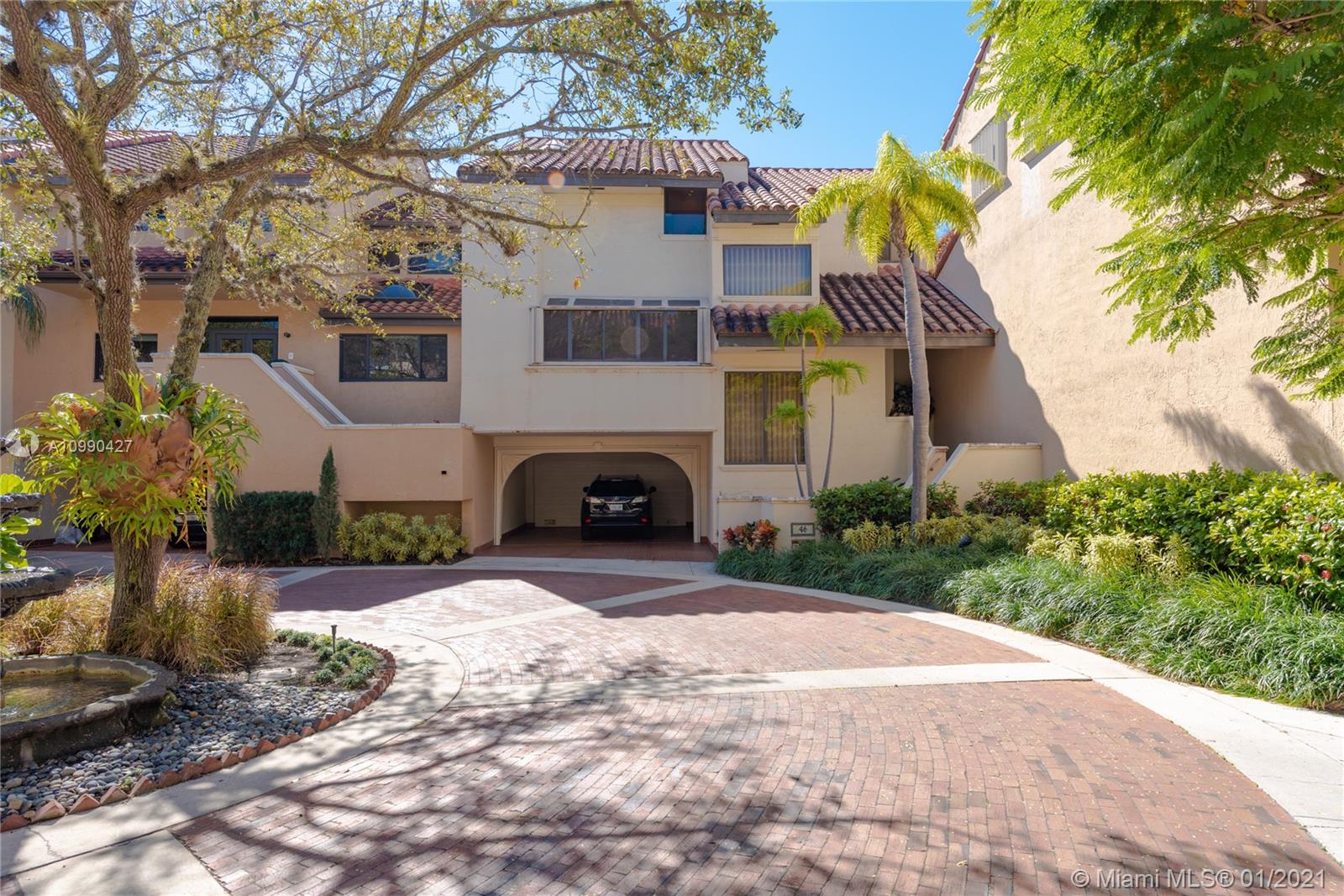 2000 S Bayshore Dr #46 Miami, FL 33133