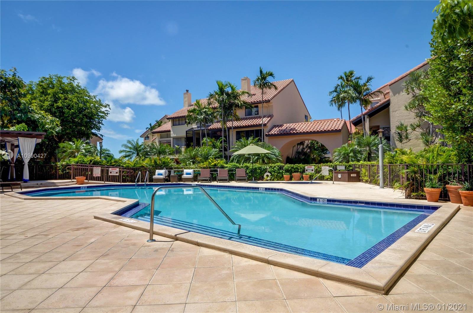 2000 S Bayshore Dr #46 Miami, FL 33133