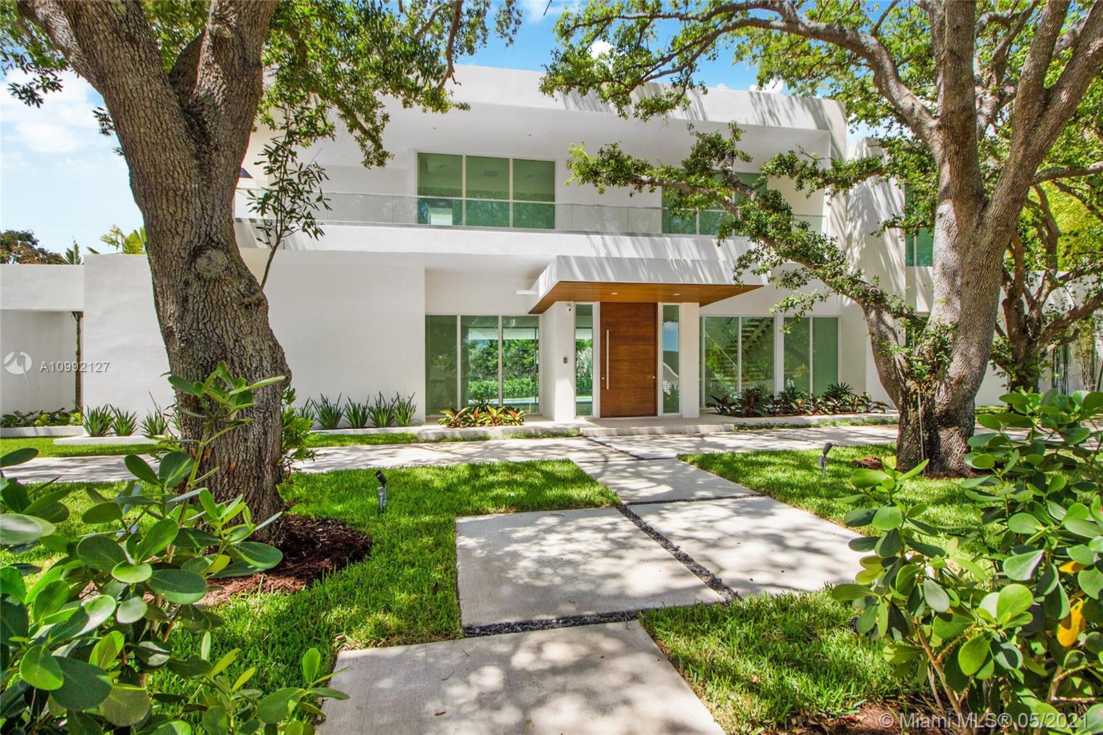 5901 SW 116th St Coral Gables, FL 33156