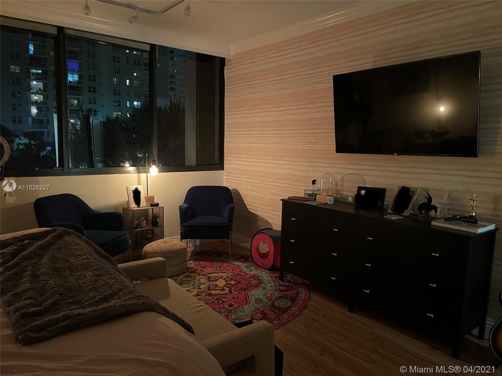 520 Brickell Key Dr #A307 Miami, FL 33131